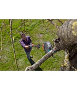 GARDENA StarCut 410 Plus -Gardena Store 3733466 WE MO 004 GardenaStarcut410PlusBaumschereHochentaster